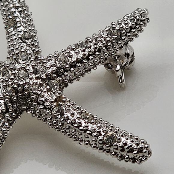 Vintage Sparkling Cubic Zirconia Silver Starfish Brooch Pin - Picture 4 of 9
